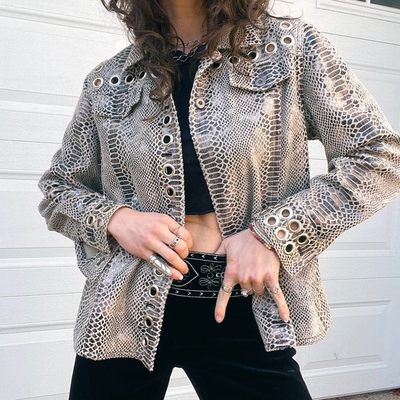 Reworked Snakeskin Printed Silver Grommet Studded Lightweight Jacket - Size 8P - Picture 1 of 6